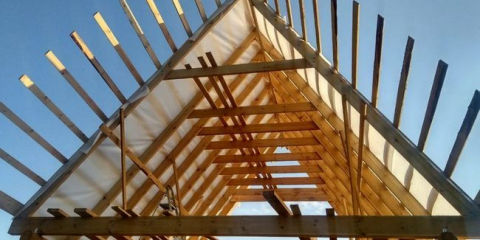 Jak vyrobit sedlovou střechu doma - pokyny krok za krokem